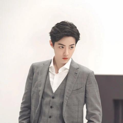 《诛仙2》评测：氪金点多？职业自由换，如何抉择？