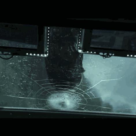 《黑暗之潮：契约》评测：独特游戏改写，告别废手烦恼