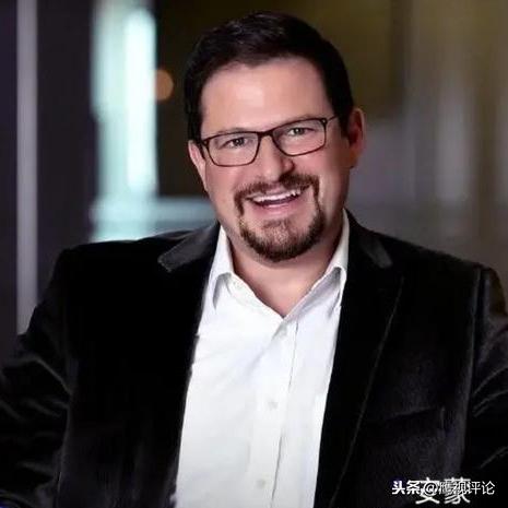 高通CEO安蒙揭秘：AI重塑界面，智能体打造新OS，颠覆操作体验！