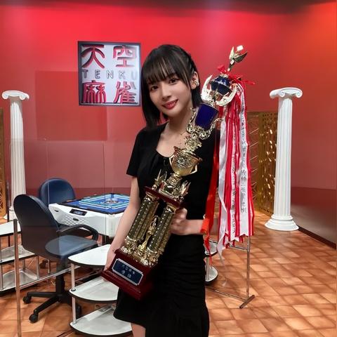 《天月麻雀》新活动来袭！Yoyo幻装同步曝光，机甲雀士「07」神秘报到！