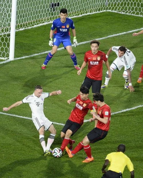 世俱杯四强揭晓！曼联大使惊艳登场，揭秘神秘对决！