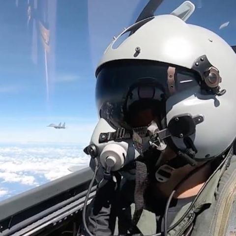 《热门快反游戏盘点：人气飙升的速战巅峰之作》