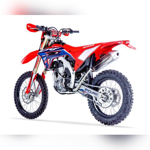 《2023热门竞速游戏盘点：最新战斗赛车大作推荐》