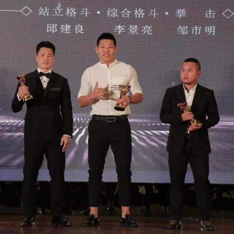 《格斗盛宴！盘点十大热门华丽格斗游戏》