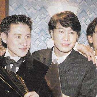 《速度狂潮！盘点热门竞速游戏，下载必玩排行》