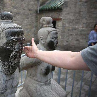 《离谱汉字嘦挑战，17字谜题攻略揭秘》