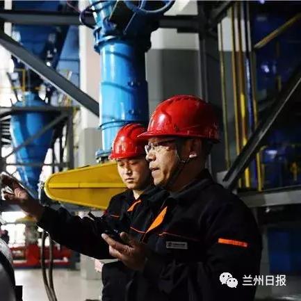 《热力全开！人气爆棚游戏排行TOP10》