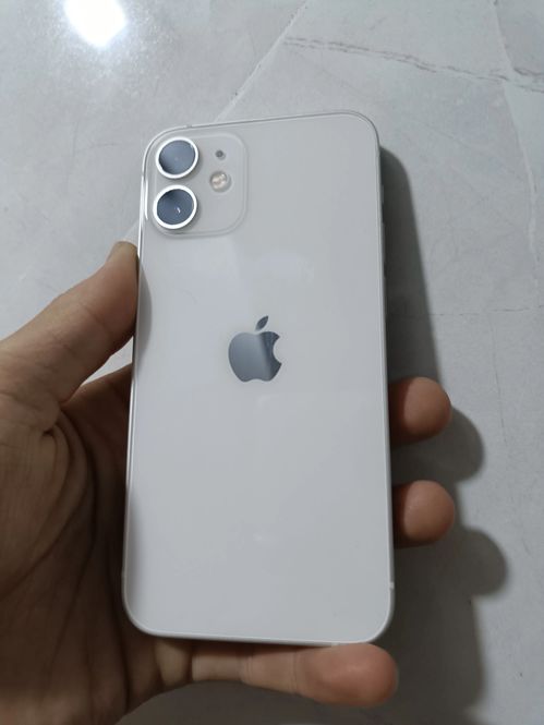 暗区突围：揭秘防弹衣材质，性能解析大揭秘