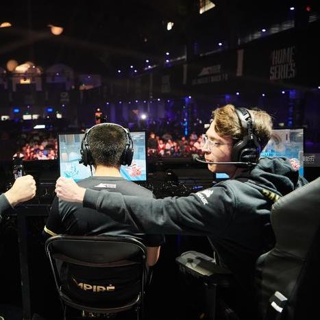 电子竞技游戏盘点：十大热门必玩电竞游戏推荐