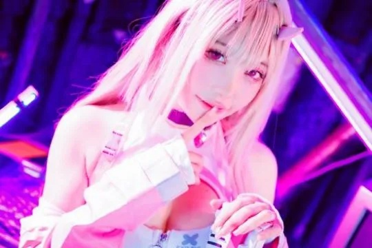 巨雷性感女神回归！《妮姬》再战江湖