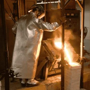 《堆叠大陆铁棒合成攻略：快速掌握道具制作技巧》