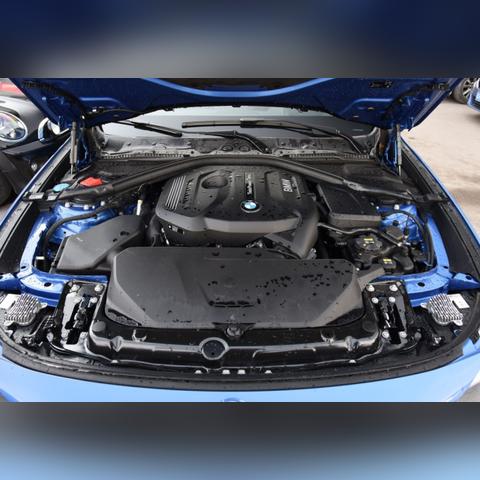 《十大热门耐玩竞技游戏盘点：多人对战巅峰对决》