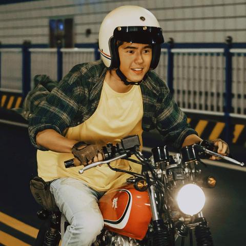 四海兄弟故乡拍照模式攻略：解锁拍照秘境位置与玩法揭秘