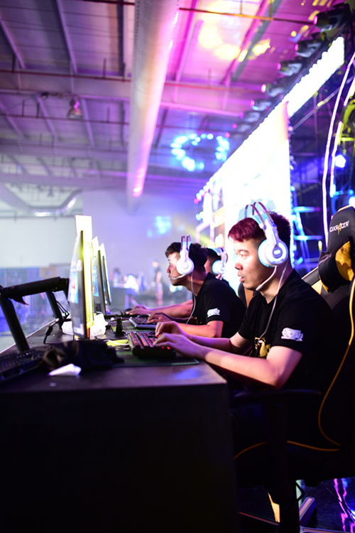 《街头篮球》SFSA总决赛四强揭晓！藏招梦幻舞步巅峰对决