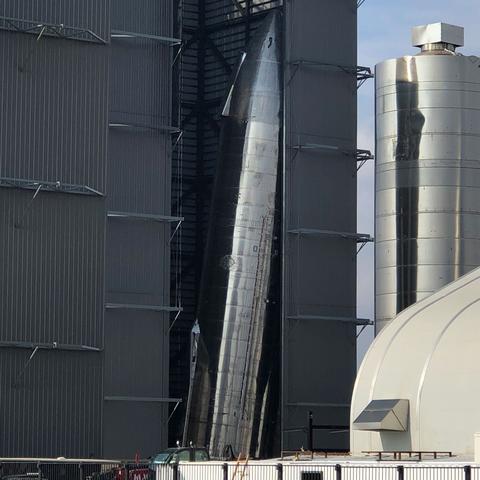 太空飞船游戏盘点：热门下载排行，畅游星际之旅