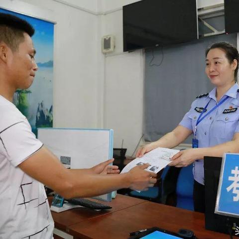 《热力全开！摩托车游戏人气排行前十，必玩佳作盘点》