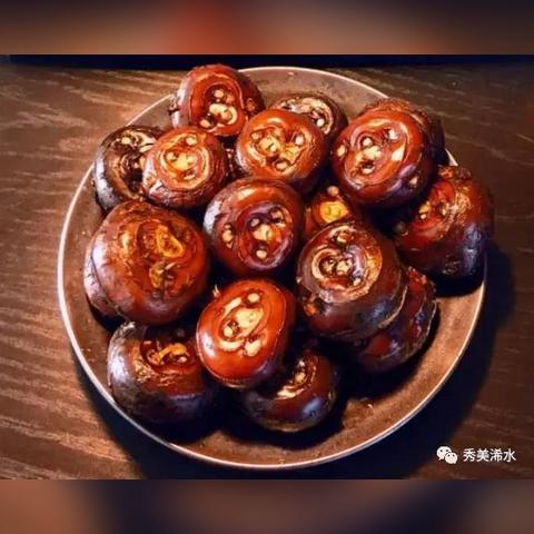 《四海兄弟：故乡开放世界深度解析，游戏模式大揭秘》