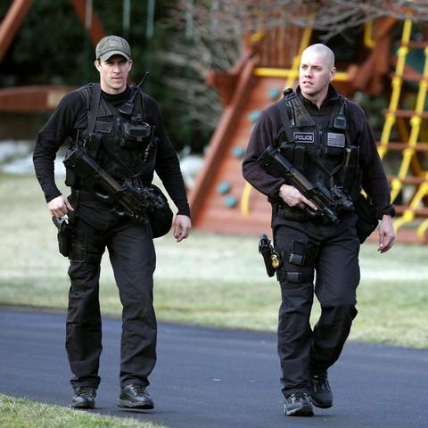 地下游戏盘点：揭秘热门排行前十，哪款才是你的菜？