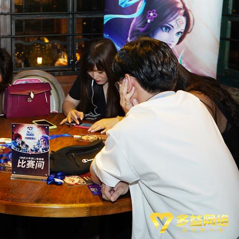 电竞游戏盘点：十大经典电竞游戏排行，不容错过的精彩对决