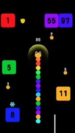 《热门贪吃蛇游戏盘点：人气排行榜前十必玩》