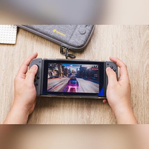 《热门联机游戏盘点：下载量飙升的精选推荐》