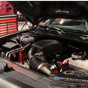 《布加迪竞速升级攻略：揭秘必备升级材料》