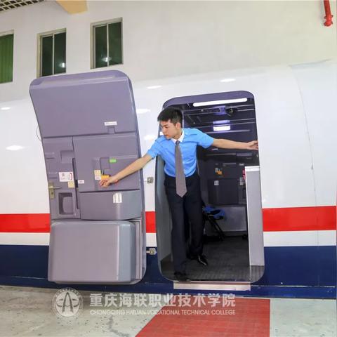 《畅游蓝天！盘点热门飞行游戏，下载必看清单》
《飞行游戏发烧友必看：热门下载盘点推荐》
《驾驭云端！热门飞行游戏下载指南大公开》
《探索天空奥秘：热门飞行游戏盘点精选》
《飞行游戏爱好者福音：热门下载游戏盘点》