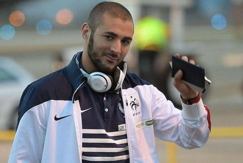 《十大热门竞速游戏，玩家必玩清单》
《竞速游戏排行，盘点十大最受欢迎作品》
《速度与激情！十大必玩竞速游戏推荐》
《赛车迷必看！十大人气竞速游戏精选》
《驾驭激情，十大最佳竞速游戏推荐》
《速度竞技巅峰，十大热门竞速游戏大盘点》
《十大经典竞速游戏，玩家口碑爆棚》
《竞速游戏排行榜，十大热门之作推荐》
《速度竞技场，十大必玩竞速游戏推荐》
《赛车手必备！十大人气竞速游戏推荐》