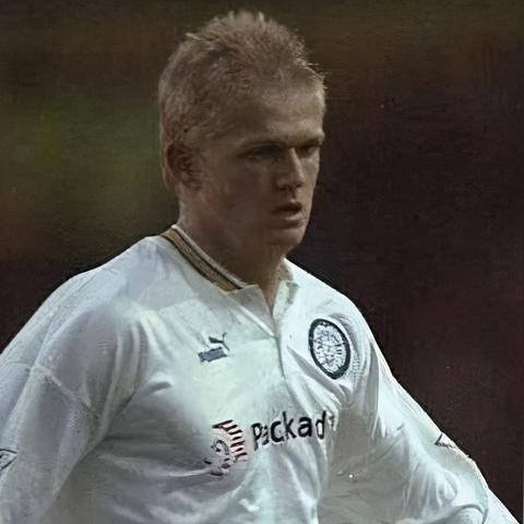 《十字防守技巧攻略：轻松登顶高分榜》