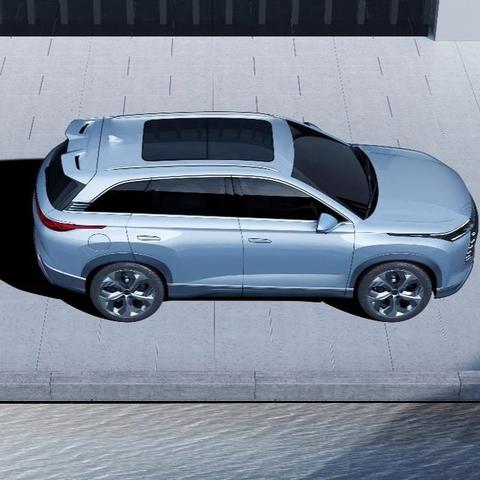 国庆自驾新潮流，电车体验秒杀油车，绿色出行谁先尝？