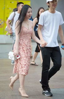 筋肉魅力尽显，揭秘失踪姐姐变身超雄筋肉女神的独家秘籍