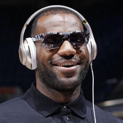 《詹姆斯重要决定》揭秘！独家揭秘：名酒背后的传奇故事