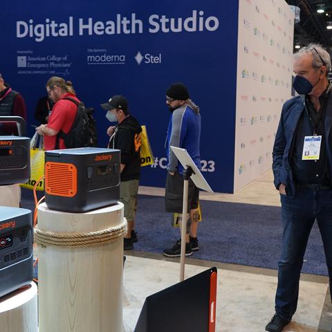 揭秘：仅14%美国玩家每月购新游，揭秘游戏消费真相！