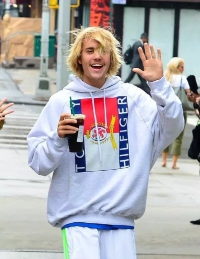 贾斯汀比伯惊变！滑稽表情新照揭秘，趣味游戏体验升级