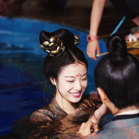 女性玩家崛起，48%占比见证游戏界性别变革新纪元