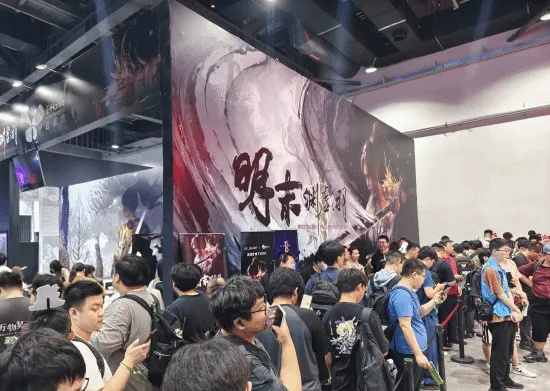 《明末：渊虚之羽》夏思源花圈致歉引热议，玩家热议新视角揭秘！