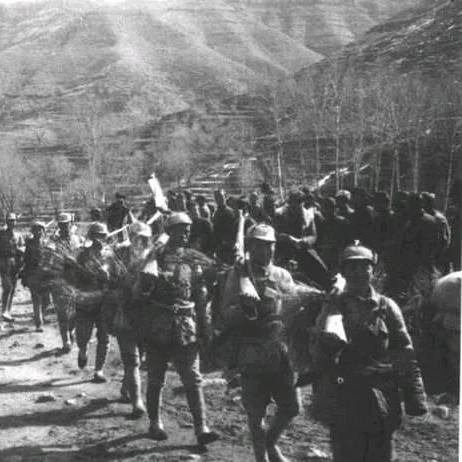 《黑色行动6》新季《战争地带》第6赛季震撼来袭，体验全新战术竞技！