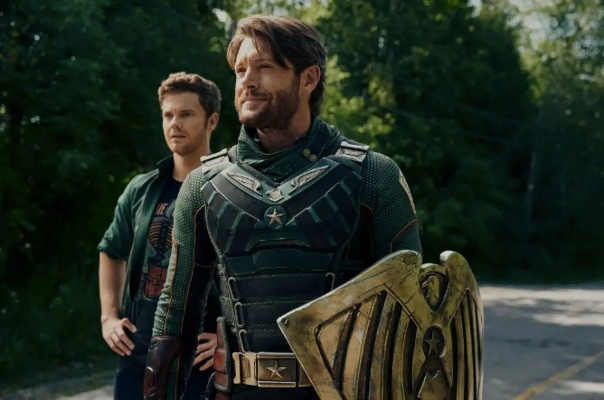 《黑袍》终季惊喜缩时！每集仅30分钟，观众狂赞高效追剧新体验