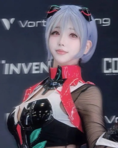 剑星体模尹雪花短发惊艳亮相，独家高清美图鉴赏！