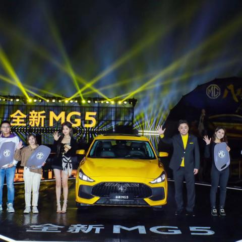 网红咖位不足引热议，游戏圈热议罗永浩播客：过气网红配不上？