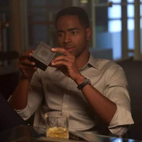 惊魂夜杰森礼包限时上线，《使命召唤：黑色行动6》第6赛季惊喜大放送