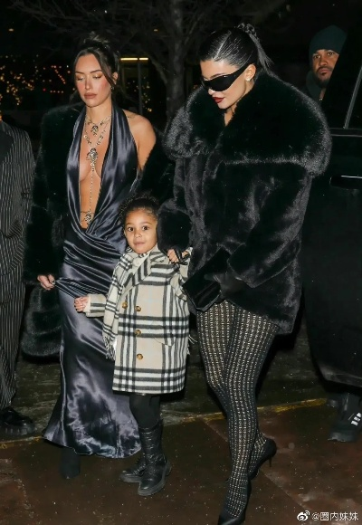 金小妹男友身份揭秘！小辣椒与娃妈恋情曝光，酷炫互动引热议