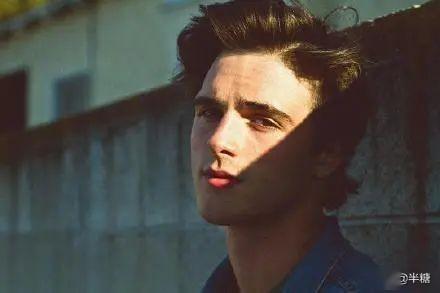 太空婚礼大反转！阿汤哥与安娜分手，短暂恋情终结引热议