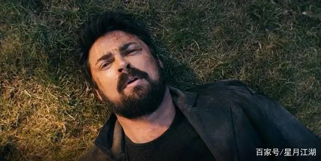 《黑袍纠察队》男主休伊常遭虐？揭秘他罪有应得背后的真相！