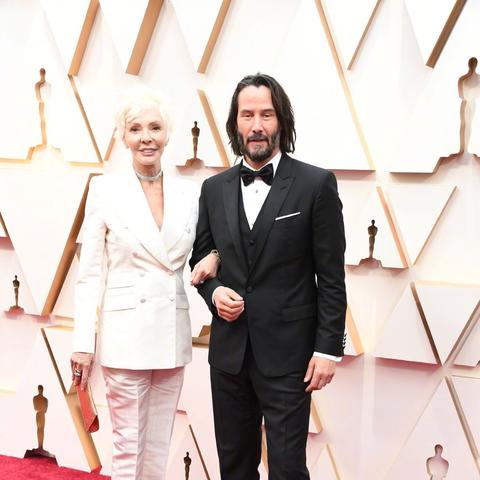 好莱坞巨星基努里维斯曾被迫改名，揭秘小李子背后的故事