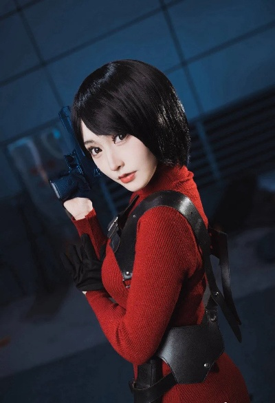 生化危机艾达王COS新造型惊艳亮相，XaiabP还原度爆表引热议！