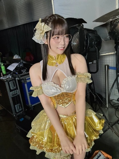 东云海COS写真：极致身材惊艳曝光，独家揭秘！