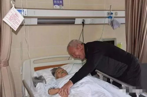 70岁老人独爱跳楼机摇椅版，戒烟戒酒只为这刺激体验