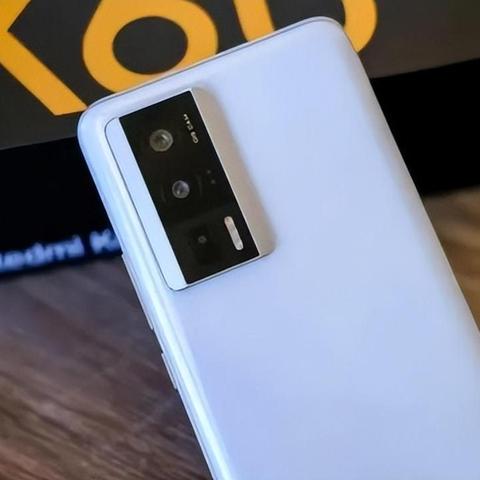 DDR4内存狂飙6连涨！供应紧张，价格飙升，抢购热潮再升级