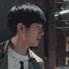 《第五人格》福尔摩斯联动深度解析：独家攻略助你畅玩新联动！